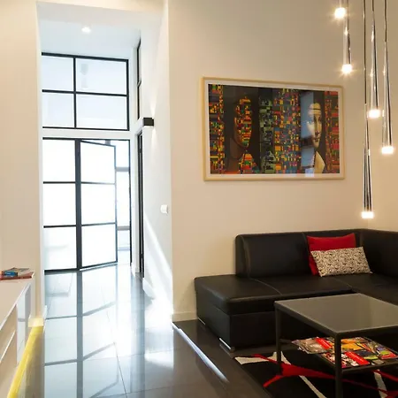 Art Boutique *